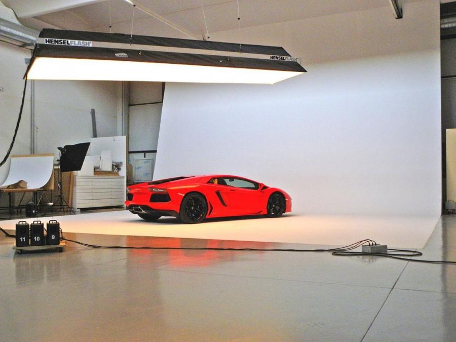  Lamborghini Aventador LP700-4 2011 года  (фото 175 из 204)